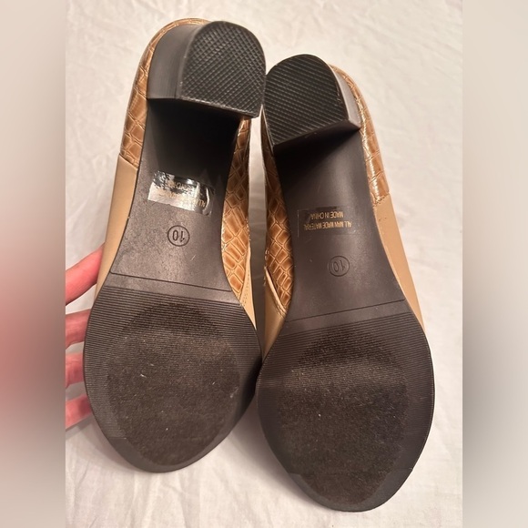 Bella Marie Booties - Size 10 Nearly New & Great For Fall - Picture 4 of 8